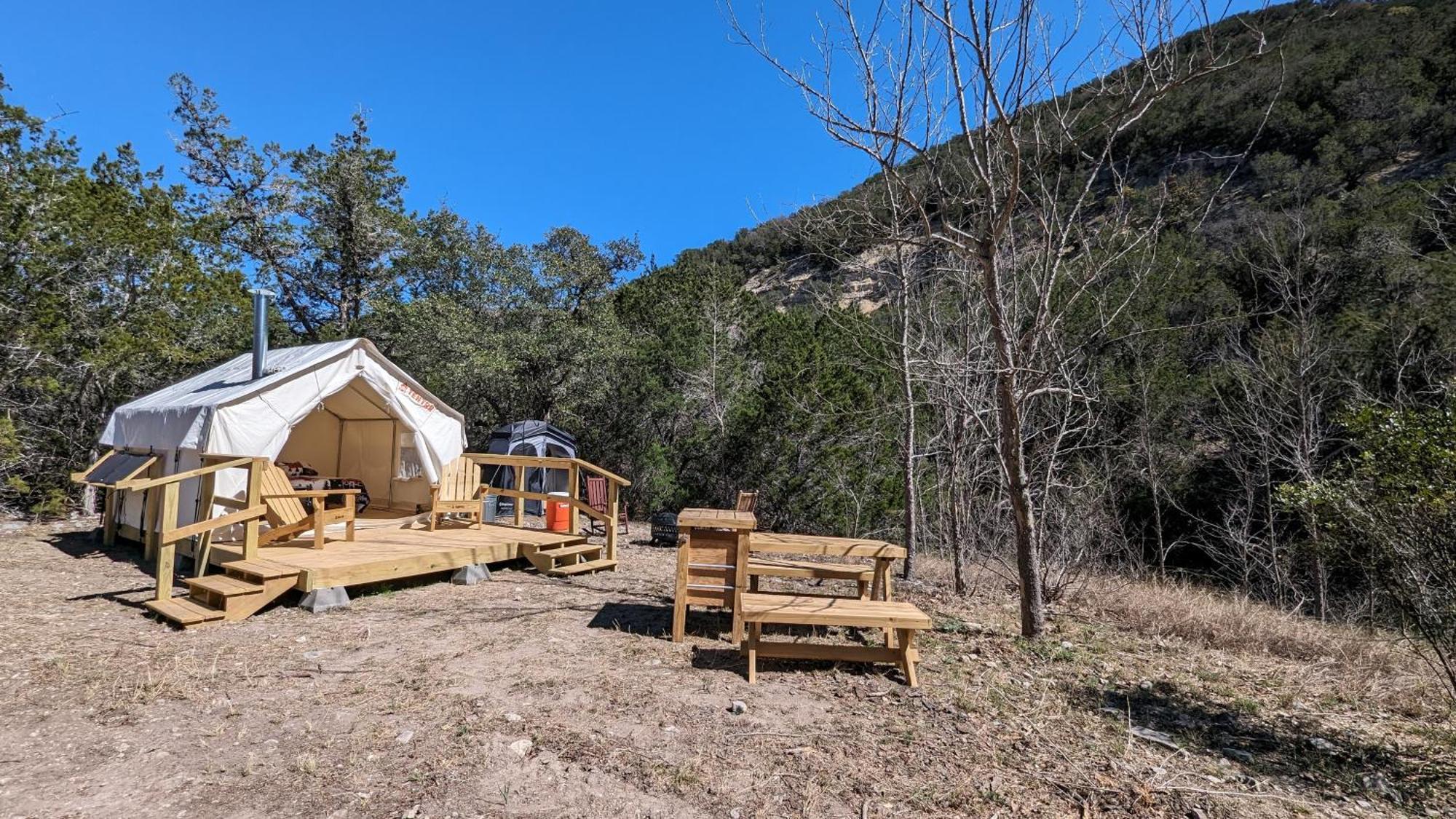 A Peace Of Heaven Cabins And Rv Vanderpool Exterior foto